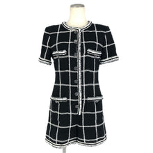 画像をギャラリービューアに読み込む, CHANEL シャネル ツイード ジャンプスーツ ココマークボタン P64168V49039 ブラック×ホワイト サイズ34(XS-S相当)【中古】レディース