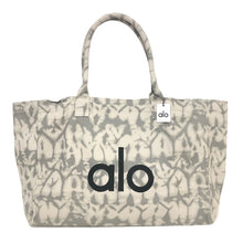 画像をギャラリービューアに読み込む, Alo Yoga アローヨガ ショッパートート W7066R トートバッグ コットン グレータイダイ【中古】【新品同様】【美品】レディース