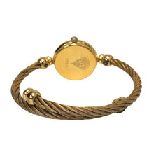 이미지를 갤러리 뷰어에 로드 , GUCCI グッチ バングルウォッチ 2700.2.L 腕時計 GP ゴールド クオーツ ブラック文字盤【中古】 レディース