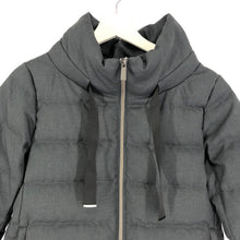 將圖片載入圖庫檢視器 nano universe ナノユニバース 西川ダウン サージスタンドカラー ショートダウンジャケット 669-4214302 チャコール Sサイズ【中古】【新品同様】【美品】レディース