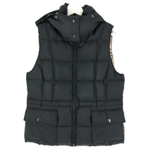画像をギャラリービューアに読み込む, Burberry London バーバリー ロンドン フード付き ダウンベスト FS346-855-09 ブラック サイズ40(L相当)【中古】レディース
