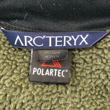 画像をギャラリービューアに読み込む, ARC'TERYX アークテリクス POLARTEC フリースジャケット グリーン L相当【中古】 メンズ