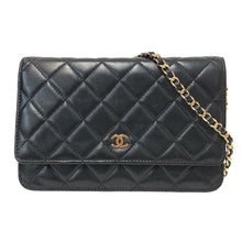 画像をギャラリービューアに読み込む, CHANEL シャネル チェーンウォレット マトラッセ クラシック ラムスキン ブラック ゴールド金具【中古】レディース