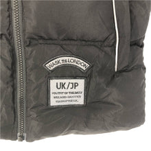 이미지를 갤러리 뷰어에 로드 , Wask ワスク リバーシブルダウンベスト カモフラ フード付 カーキ×ブラック サイズ140【中古】 ボーイズ