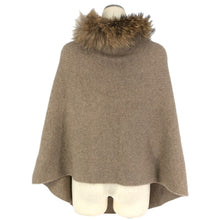 画像をギャラリービューアに読み込む, Deuxieme Classe ドゥーズィエムクラス ファー付き ポンチョ カシミヤ ベージュ【中古】 レディース