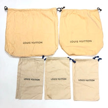 画像をギャラリービューアに読み込む, LOUIS VUITTON ルイ・ヴィトン 保存袋 クロス 35点セット バッグ 靴 財布 アクセサリー【中古】