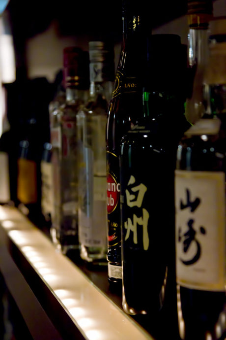眠っているお酒、実は高値かも？買取市場で評価されるオールドボトル特集