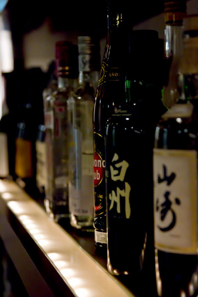 眠っているお酒、実は高値かも？買取市場で評価されるオールドボトル特集