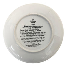 이미지를 갤러리 뷰어에 로드 , Seltmann Weiden ゼルトマン ヴァイデン コレクタープレート 飾り皿 絵皿 Vor der Schmiede インテリア 陶器【中古】
