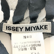 画像をギャラリービューアに読み込む, ISSEY MIYAKE イッセイミヤケ 葉っぱ リーフ マフラー シルバー系【中古】 ユニセックス
