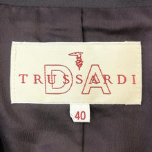 画像をギャラリービューアに読み込む, TRUSSARDI トラサルディ テーラードジャケット ブラウン Ｍ-Ｌサイズ相当【中古】 レディース
