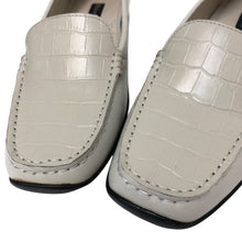 將圖片載入圖庫檢視器 Malena Belloni マレーナ べローニ 型押し ローファー レザー ベージュ 23cm相当【中古】【新品同様】【美品】 レディース
