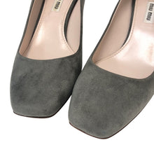 將圖片載入圖庫檢視器 MIUMIU ミュウミュウ グリッター スクエアトゥ パンプス スウェード ダークグレー 25cm相当【中古】 レディース
