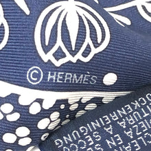 画像をギャラリービューアに読み込む, HERMES エルメス ツイリー Les Leopards Bandana バンダナ レオパード スカーフ シルク ネイビー【中古】
