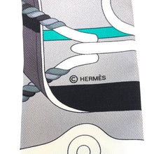 画像をギャラリービューアに読み込む, HERMES エルメス ツイリー Panoplie equestre 乗馬の装具一式 スカーフ シルク グレー【中古】
