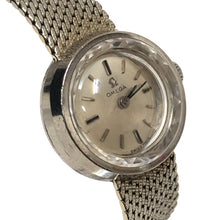 画像をギャラリービューアに読み込む, OMEGA オメガ カットガラス アンティーク 17ｍｍ 7205 腕時計 K18ホワイトゴールド 手巻き シルバー文字盤【中古】 レディース
