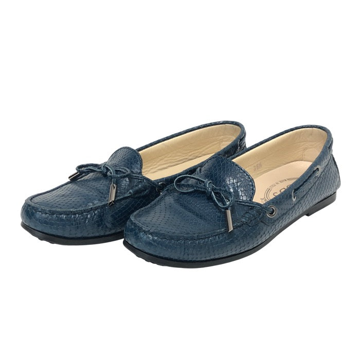 TOD’S トッズ ドライビングシューズ リボン 型押し ローファー レザー ブルー サイズ35.5(22.5cm相当)【中古】 レディース