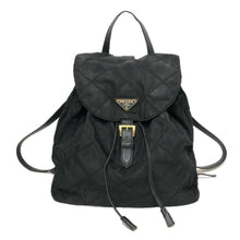 画像をギャラリービューアに読み込む, PRADA プラダ キルティング 三角ロゴ リュック・デイパック ナイロン ブラック【中古】 レディース
