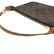 画像をギャラリービューアに読み込む, LOUIS VUITTON ルイ・ヴィトン アクセサリーポーチ モノグラムキャンバス【中古】 レディース
