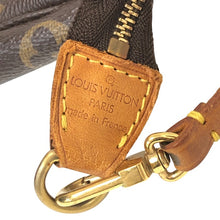 画像をギャラリービューアに読み込む, LOUIS VUITTON ルイ・ヴィトン アクセサリーポーチ モノグラムキャンバス【中古】 レディース
