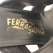 画像をギャラリービューアに読み込む, Salvatore Ferragamo フェラガモ トングサンダル レザー ブラック 7cmヒール サイズ8.5(25.5cm相当)【中古】 レディース 大きいサイズ
