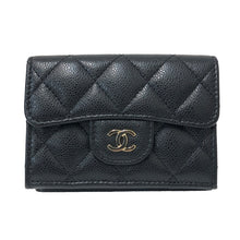 画像をギャラリービューアに読み込む, CHANEL シャネル ミニ三つ折り財布 AP0230 マトラッセ キャビアスキン ゴールド金具 ブラック【中古】【新品同様】【美品】レディース
