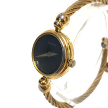 画像をギャラリービューアに読み込む, GUCCI グッチ バングルウォッチ 2700.2.L 腕時計 GP ゴールド クオーツ ブラック文字盤【中古】 レディース
