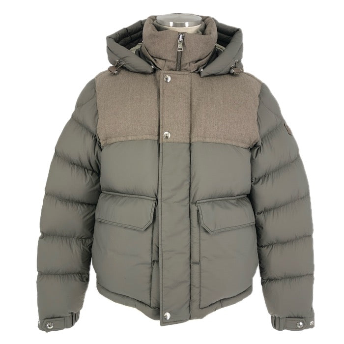 MONCLER モンクレール MUSSALA フーデッドショートダウンジャケット ナイロン×ウール切替 カーキ サイズ2(M相当)【中古】 メンズ