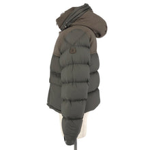 画像をギャラリービューアに読み込む, MONCLER モンクレール MUSSALA フーデッドショートダウンジャケット ナイロン×ウール切替 カーキ サイズ2(M相当)【中古】 メンズ
