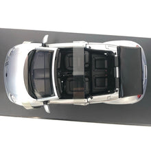 画像をギャラリービューアに読み込む, AUTOart オートアート 1/18 Volkswagen New Beetle Cabriolet フォルクスワーゲン ビートル シルバー【中古】【美品】
