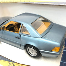 画像をギャラリービューアに読み込む, Revell レベル 1/18 1990 Mercedes-Benz 500SL メルセデス・ベンツ マスターピーシーズ ブルー系【中古】
