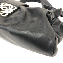 画像をギャラリービューアに読み込む, LOEWE ロエベ アナグラムロゴ金具 ショルダーバッグ ナッパレザー ブラック【中古】 レディース
