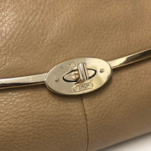 画像をギャラリービューアに読み込む, COACH コーチ マディソン 25169 マデリン イースト ウェスト サッチェル スモール 2WAY ショルダーバッグ レザー ベージュ【中古】レディース
