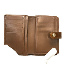 画像をギャラリービューアに読み込む, LOUIS VUITTON ルイ・ヴィトン ポルトフォイユヴィエノワ がま口 二つ折り財布 モノグラムヴェルニ ブロンズ【中古】レディース
