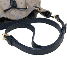 画像をギャラリービューアに読み込む, russet ラシット 巾着ショルダーバッグ ナイロン×レザー グレー×ブルー【中古】レディース
