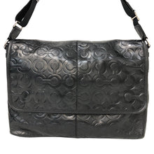 画像をギャラリービューアに読み込む, COACH コーチ Op Art Embossed Leather Messenger オプアート 70250 ショルダーバッグ 牛革 ブラック【中古】メンズ
