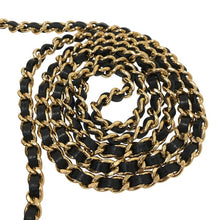 画像をギャラリービューアに読み込む, CHANEL シャネル チェーンウォレット マトラッセ クラシック ラムスキン ブラック ゴールド金具【中古】レディース
