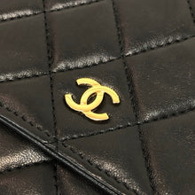 画像をギャラリービューアに読み込む, CHANEL シャネル チェーンウォレット マトラッセ クラシック ラムスキン ブラック ゴールド金具【中古】レディース
