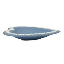 画像をギャラリービューアに読み込む, Wedgwood ウェッジウッド ジャスパー スペードトレイ ブルー【中古】【新品同様】【美品】
