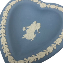 画像をギャラリービューアに読み込む, Wedgwood ウェッジウッド ジャスパー スペードトレイ ブルー【中古】【新品同様】【美品】

