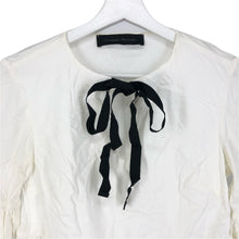 Load image into Gallery viewer, Christian Pellizzari クリスチャンペリザーリ フリル リボン ブラウス コットン ホワイト サイズ38(M相当)【中古】 レディース
