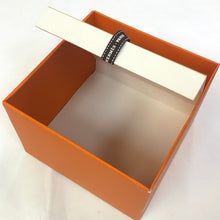 画像をギャラリービューアに読み込む, HERMES エルメス 空箱 ショッパー リボン 3点セット クッション材付き【中古】
