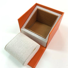 画像をギャラリービューアに読み込む, HERMES エルメス 腕時計 空箱 木製 ショッパー リボン 3点セット【中古】
