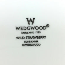 將圖片載入圖庫檢視器 ウェッジウッド WEDGWOOD  ワイルドストロベリー プレート 18cm 2枚セット  ホワイト【中古】【新品同様】【美品】
